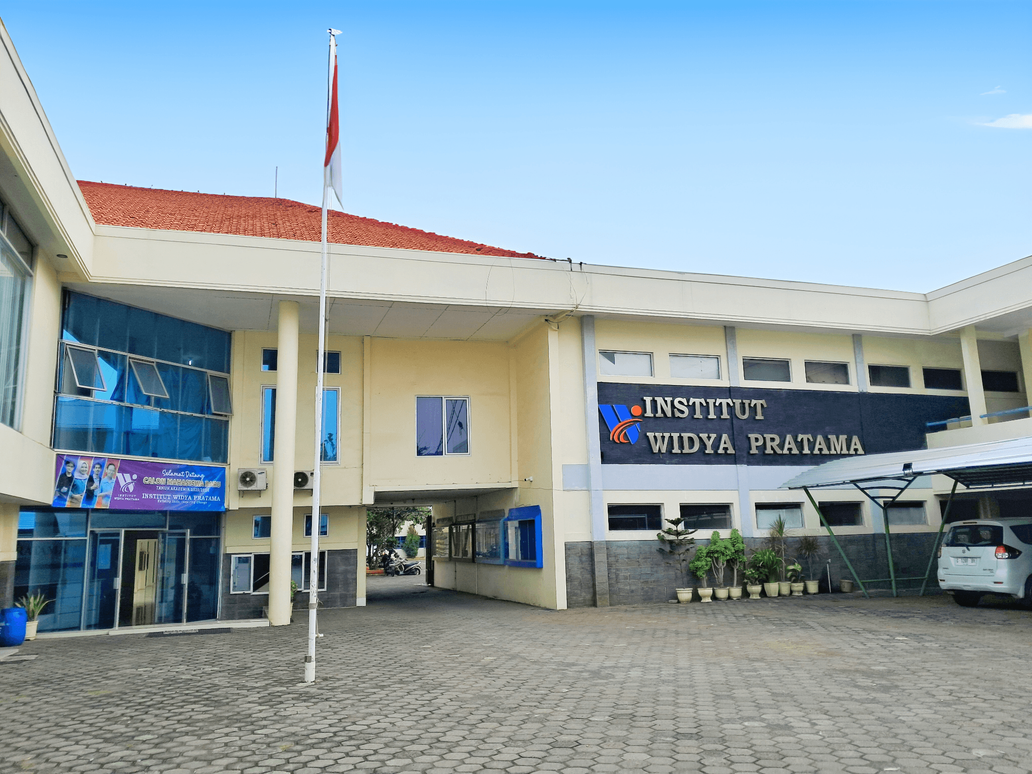 Kampus Institut Widya Pratama